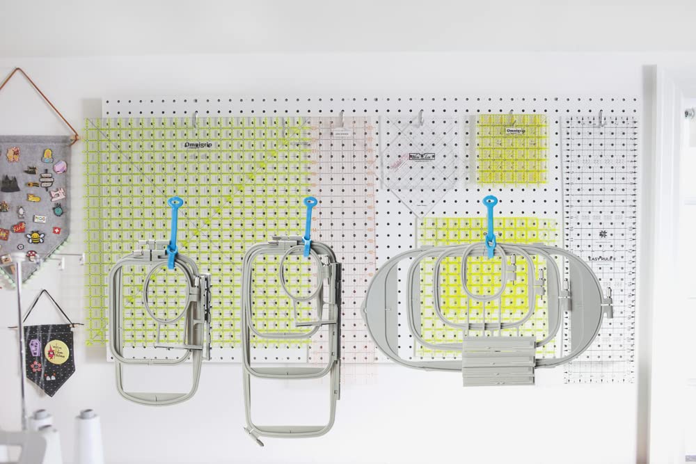 Embroidery Machine Hoop SA432 with 4"x4" Embroidery Area Compatible with Brother SE700 PE545 SE600 LB5500 PE535 550D SE630 LB5000 SE625 SE425 400 PE540D PE525 PE500
