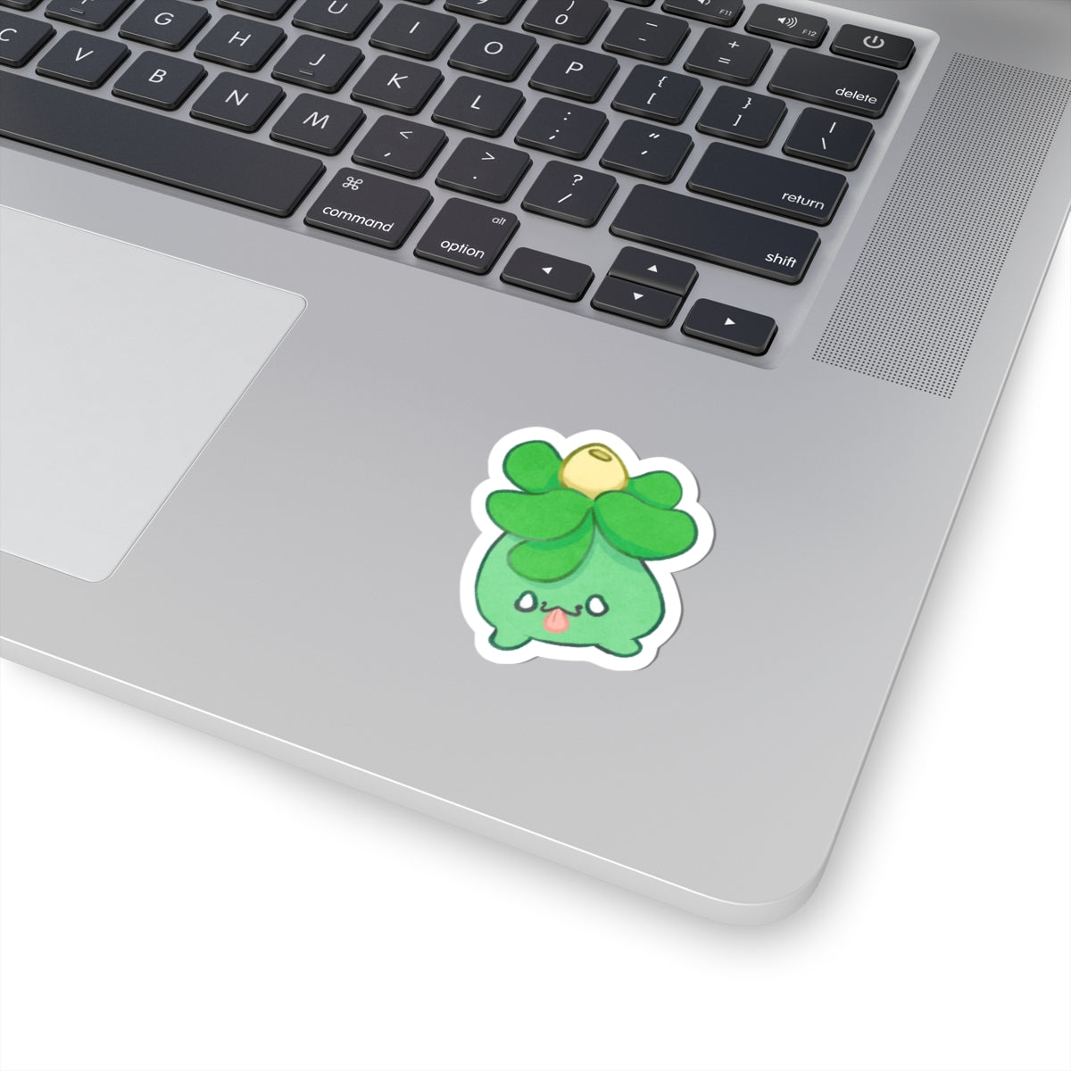 Smoliv Kawaii Cutie Fanart Die-Cut Vinyl Sticker 4in