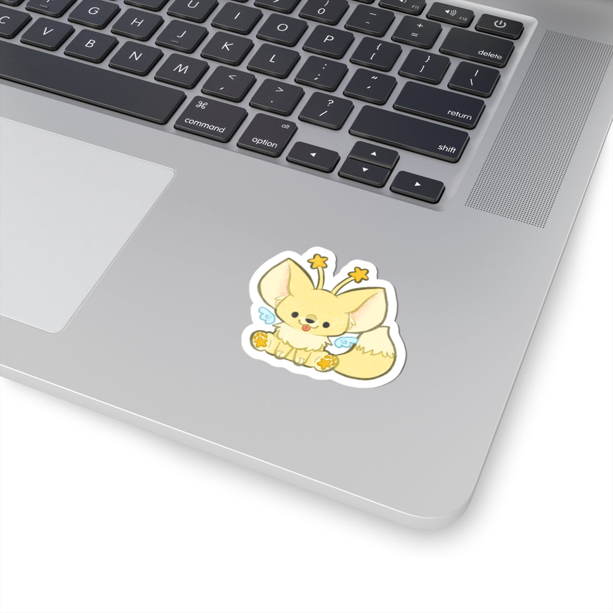 Star Faellie Fantasy Flying Fox Die-Cut Vinyl Sticker 4in